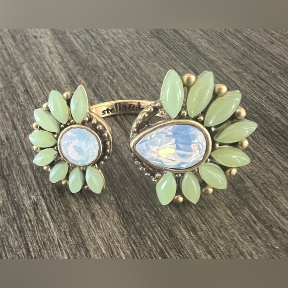 Stella & Dot Zinnia Adjustable Ring O/S - Picture 1 of 3